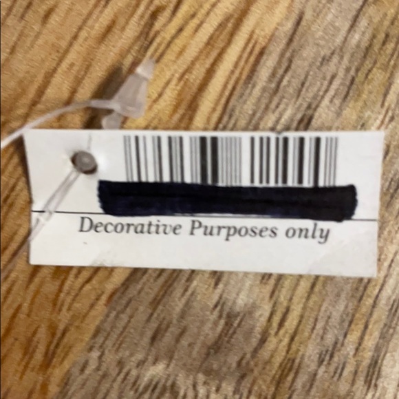 💥 ONLY ONE LEFT! 💥  Shelf Triangle - Picture 4 of 4